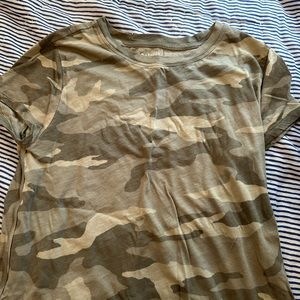 Athleta shirt
